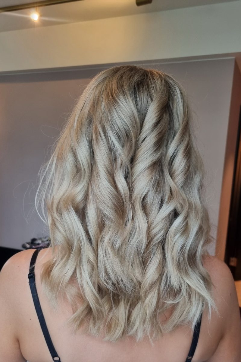 hårstyling till bröllop midsommar och fest