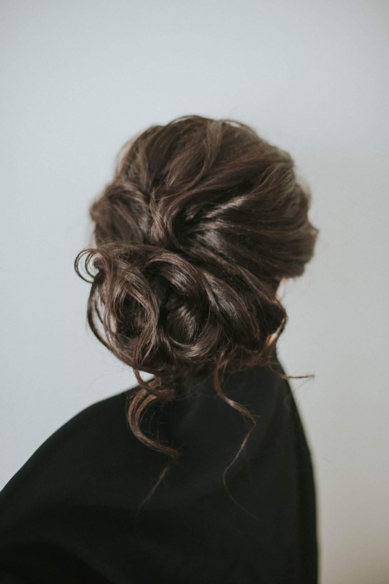 Enkel håruppsättning till bröllop och fest och tips på styling