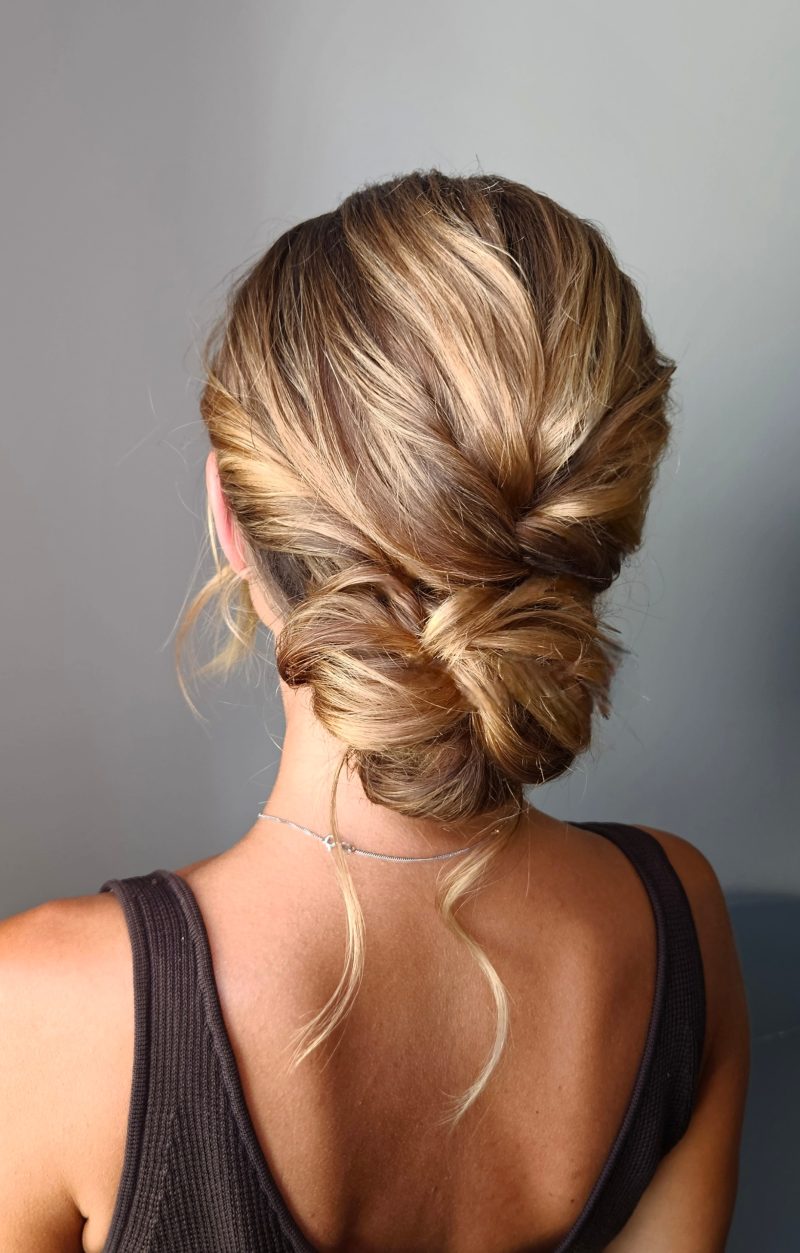 Enkel håruppsättning till bröllop och fest och tips på styling