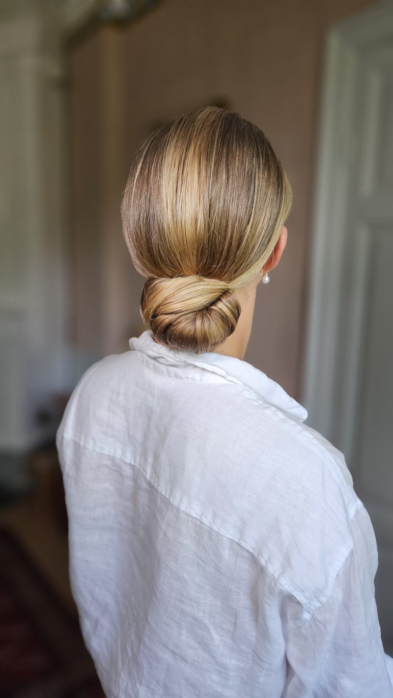 Klassiska bröllopsknutar för bruden, Klassisk bröllopsuppsättning